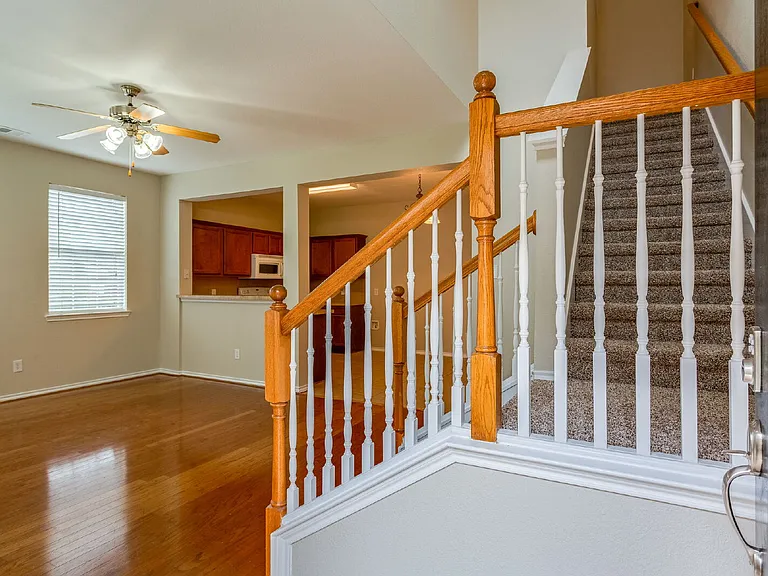 4168 Kyndra Cir — Photo 4