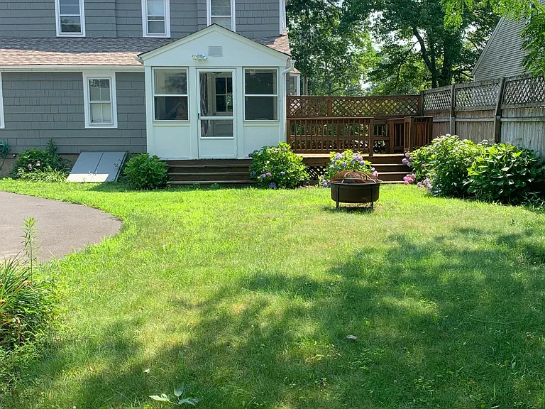 156 Bungalow Ave — Photo 28