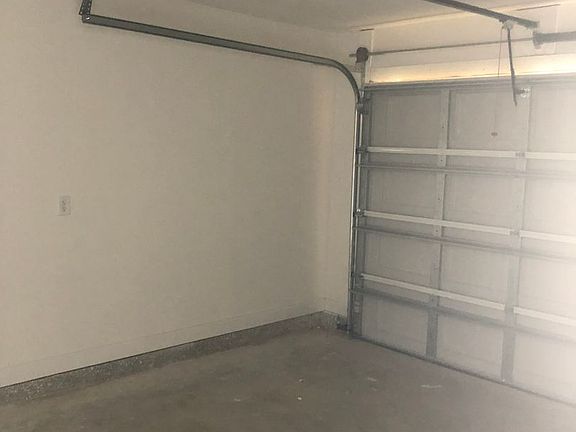 2nd image of 255 Callaway Chase Ln
