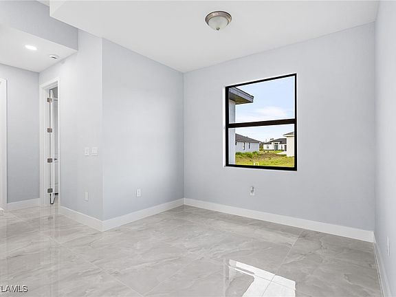 5th image of 2900 22nd St W