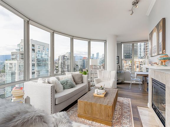5th image of 1500 Hornby St #2203
