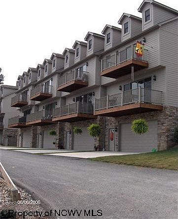 1st image of 30 Waterside Dr