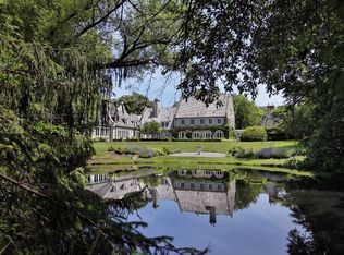 80 N Green Bay Rd, Lake Forest, IL 60045