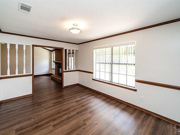2nd image of 10023 Hollowbrook Dr