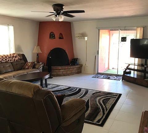 3rd image of 370 W Clara Vista Pl