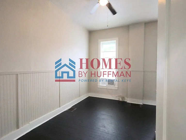 1001 North Governor Street — Photo 6