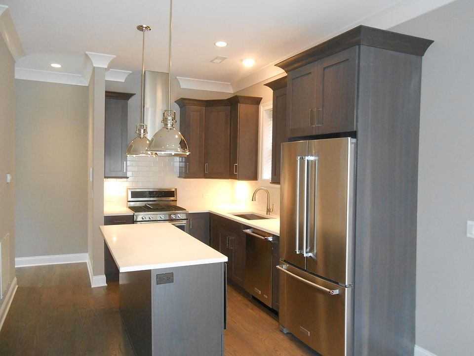 1st image of 876 W Lill Ave #2C