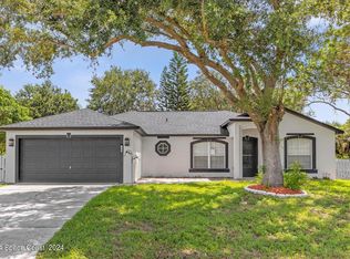 1367 Stuttgart Ave NW, Palm Bay, FL 32907