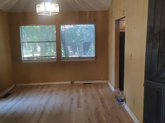 4th image of 2806 Shell Bark Rd