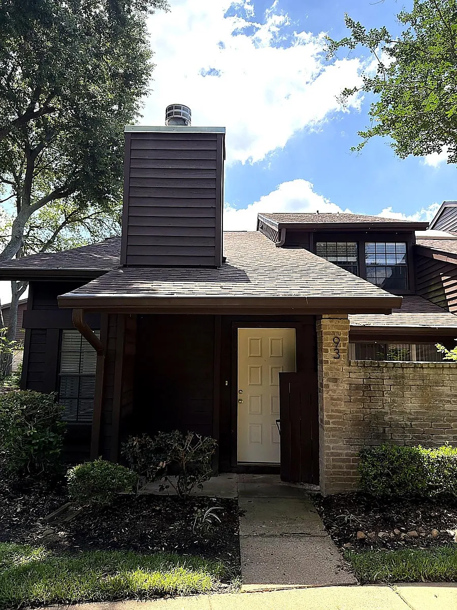 Building Photo - 2510 Grants Lake Blvd #93