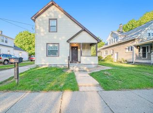 242 Ives Ave SW, Grand Rapids, MI 49504