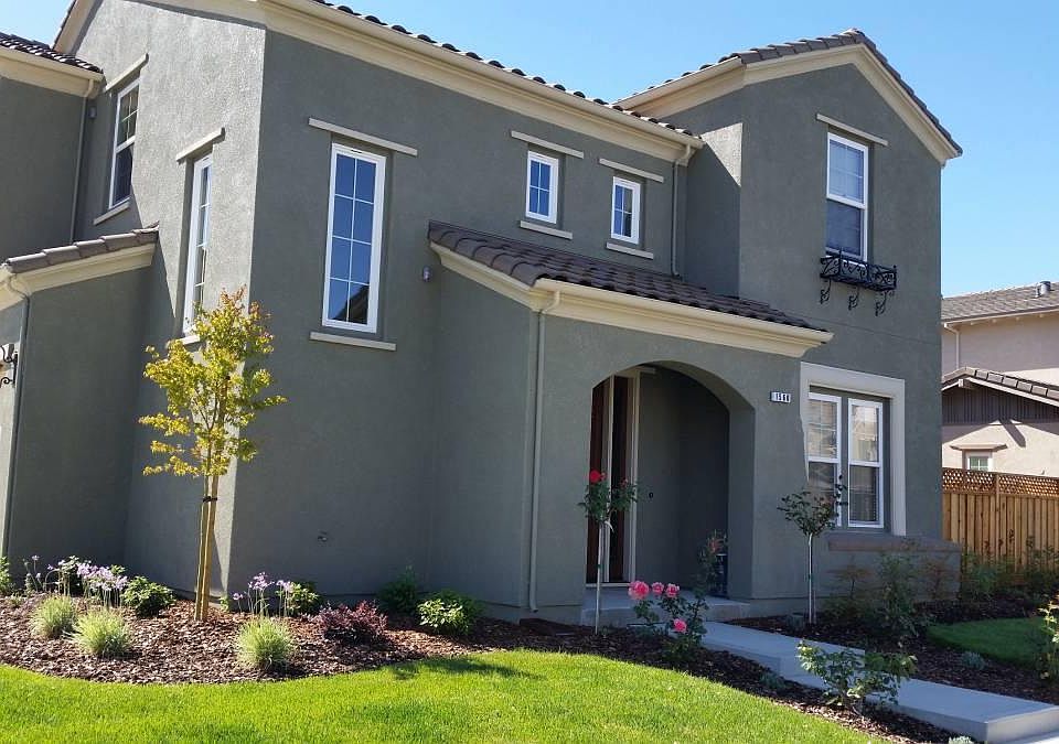 1st image of 1560 Bautista Way