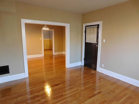 2nd image of 5032 Murdoch Ave APT 1E