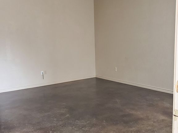 4th image of 3712 Mandy Dr