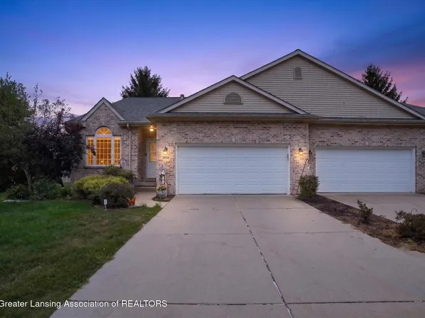 2928 Marfitt Rd, East Lansing, MI 48823