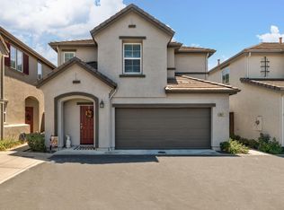 8821 Cortina Cir, Roseville, CA 95678