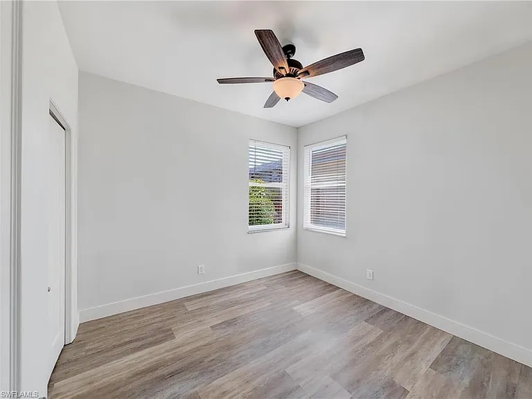 9750 Sassafras Ct — Photo 7
