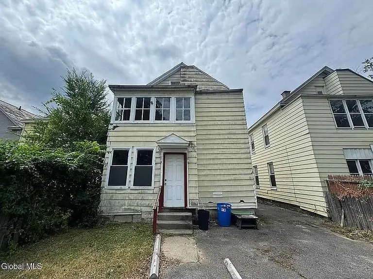 1753 Albany St #1 & 2 — Photo 15