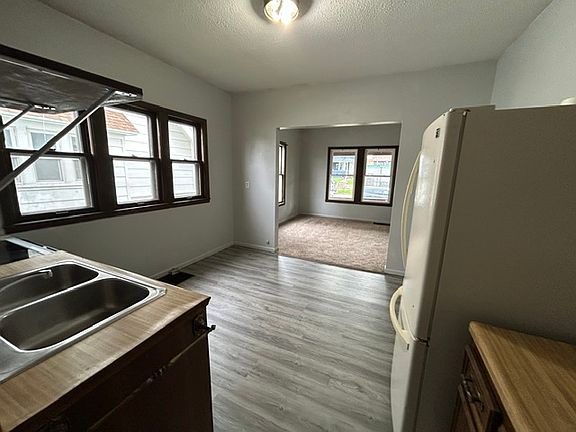 5th image of 201 N French Ave #3