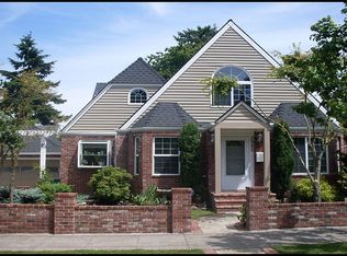 3980 NE Cesar E Chavez Blvd, Portland, OR