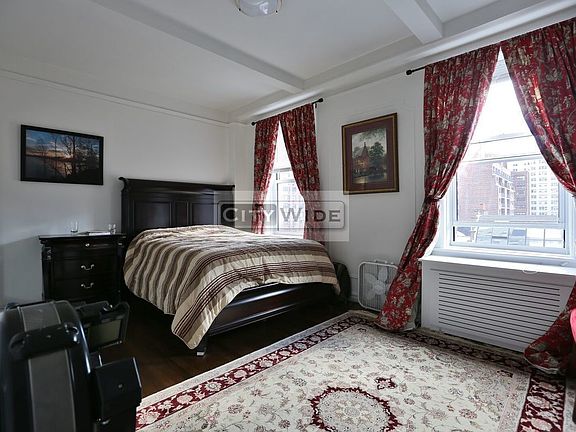 2nd image of 156 E 37th St APT 5A