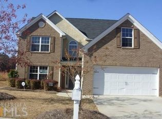 4017 Village Crossing Cir, Ellenwood, GA 30294