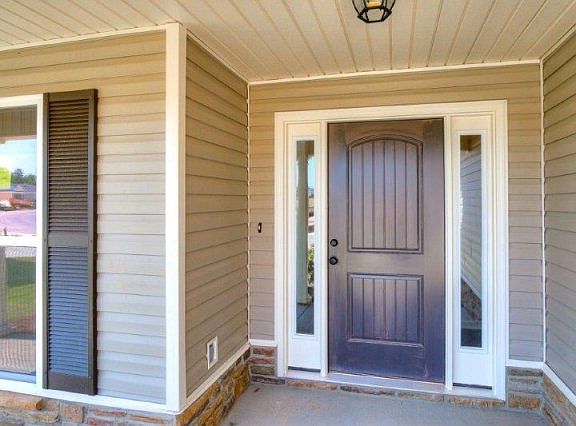 4th image of 3234 Alexandria Dr