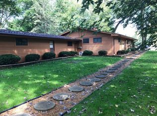 2508 Colby Dr, McHenry, IL 60050
