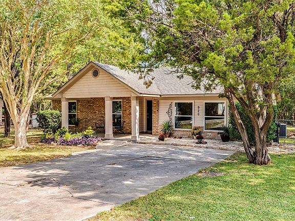 4th image of 920 River Hills Dr