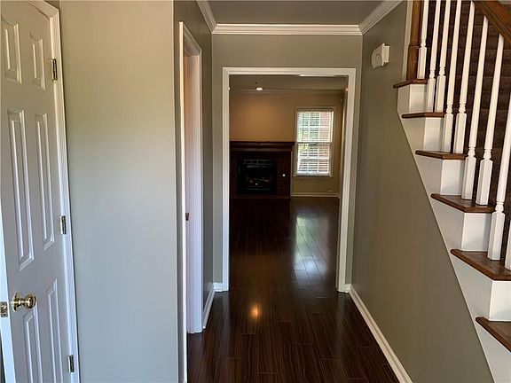 4th image of 539 Salem Woods Dr SE