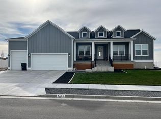 3637 W 2050 S, Syracuse, UT 84075