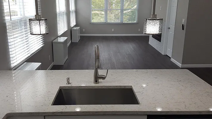 Rented by Capri Jet Realty Corp | media 50