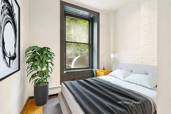 Rented by Compass | media 10