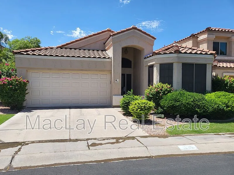 3 bed, 2.0 bath, 1537 sqft, $2,195 — Photo 1