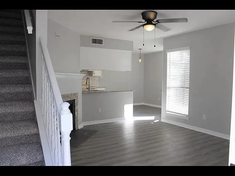 258 Settlers Park Dr — Photo 7