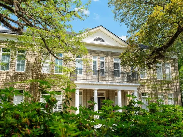 314 N Dawson St APT 204, Thomasville, GA 31792