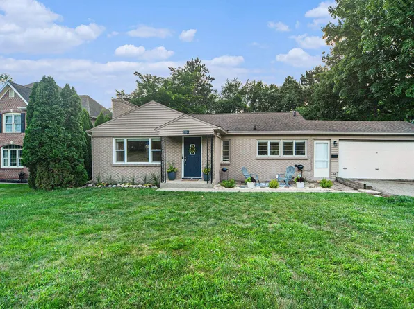 3704 Bronson Blvd, Kalamazoo, MI 49008