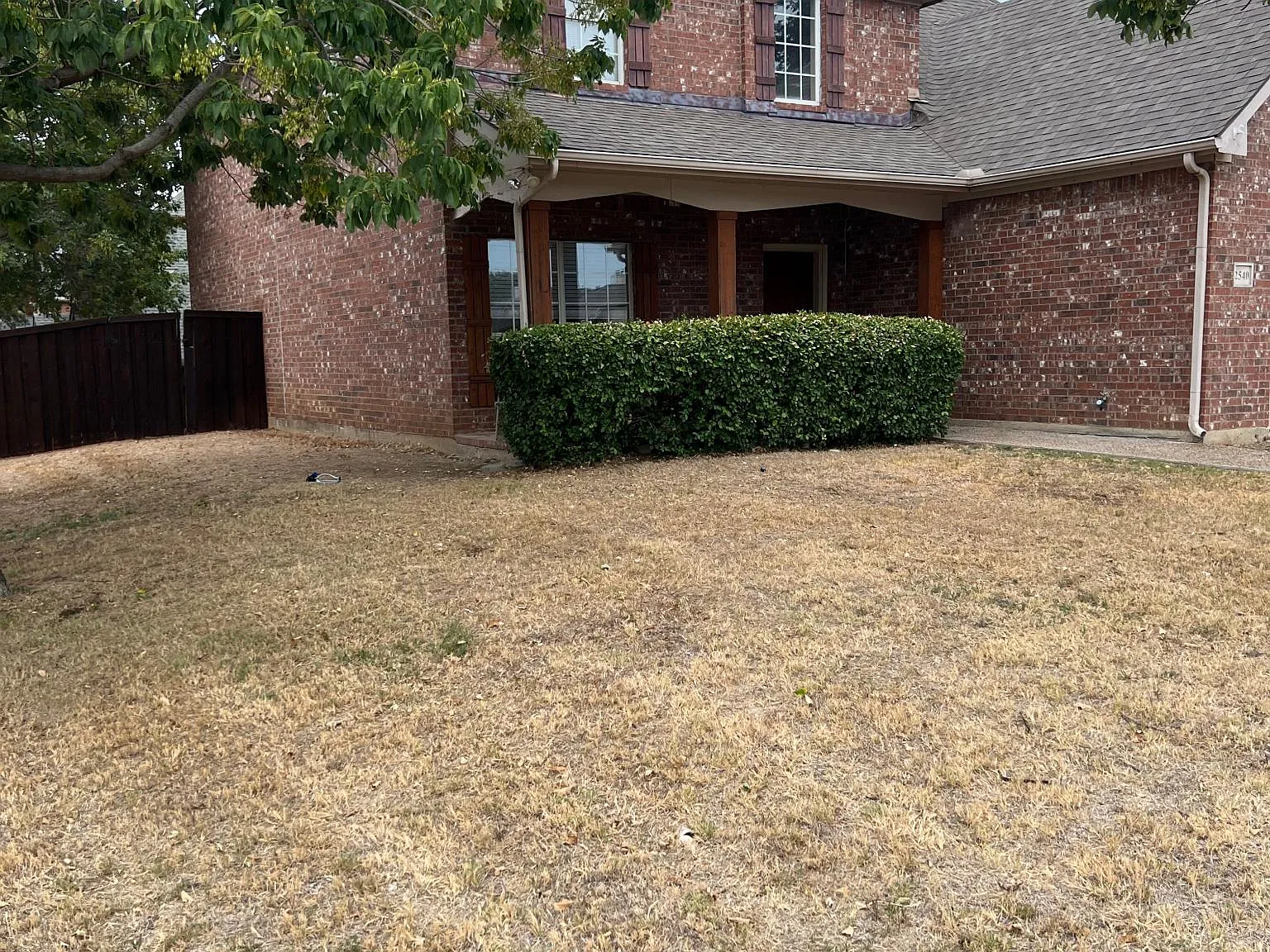 4 bed, 2234 sqft, $2,795 — Photo 2