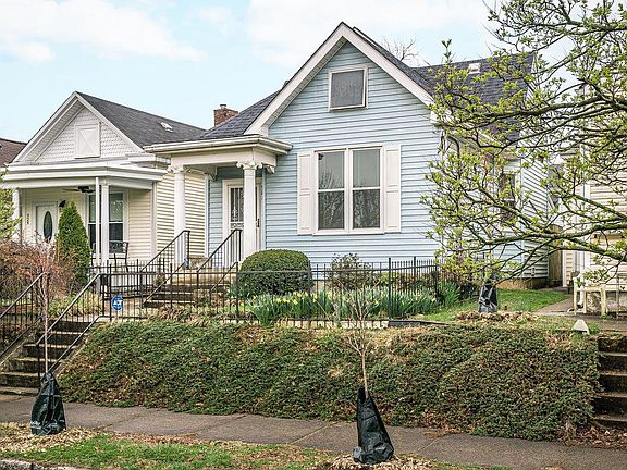 3rd image of 922 Lydia St