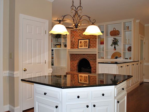 Kitchen looking at family rm