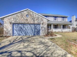 2506 Waterbury Pl, Champaign, IL