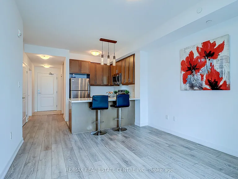 101 Shoreview Pl #332 — Photo 8