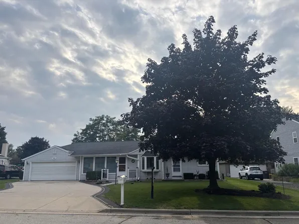 4369 S 49th STREET, Greenfield, WI 53220