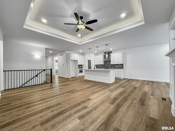 5th image of 4444 Chestnut Dr