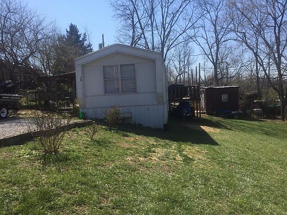 5th image of 76 Sunnyside Dr