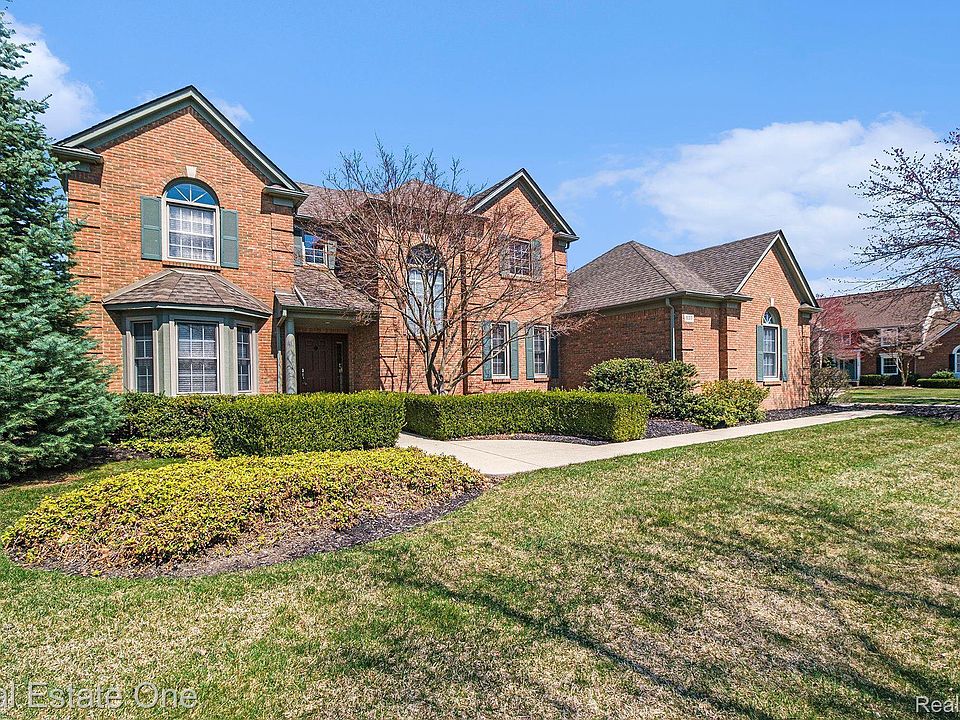1st image of 1133 Doral Dr