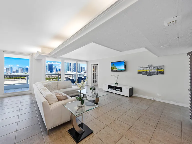1717 N Bayshore Dr #ID1054112P — Photo 14