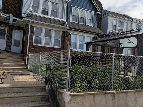1425 Fanshawe St, Philadelphia, PA 19111
