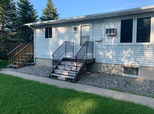 3121 10th Ave N, Fargo, ND 58102