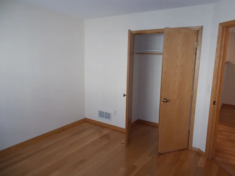 1020 Stinson St — Photo 9